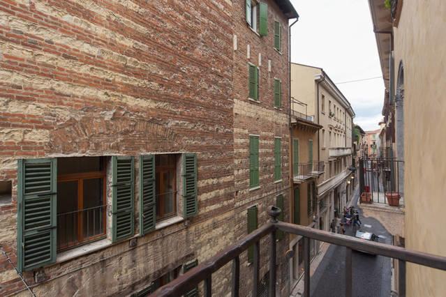 Apartament Deluxe Quattro Spade Verona Kültér fotó